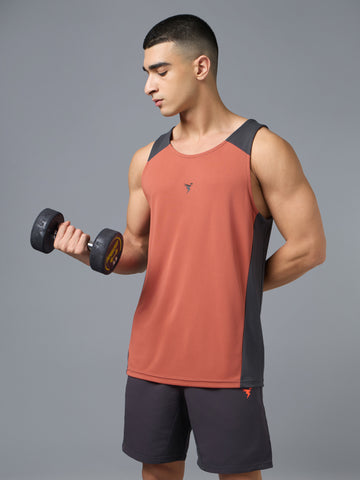 Men Colorblock Slim Fit Gym Vest with MATPIQ