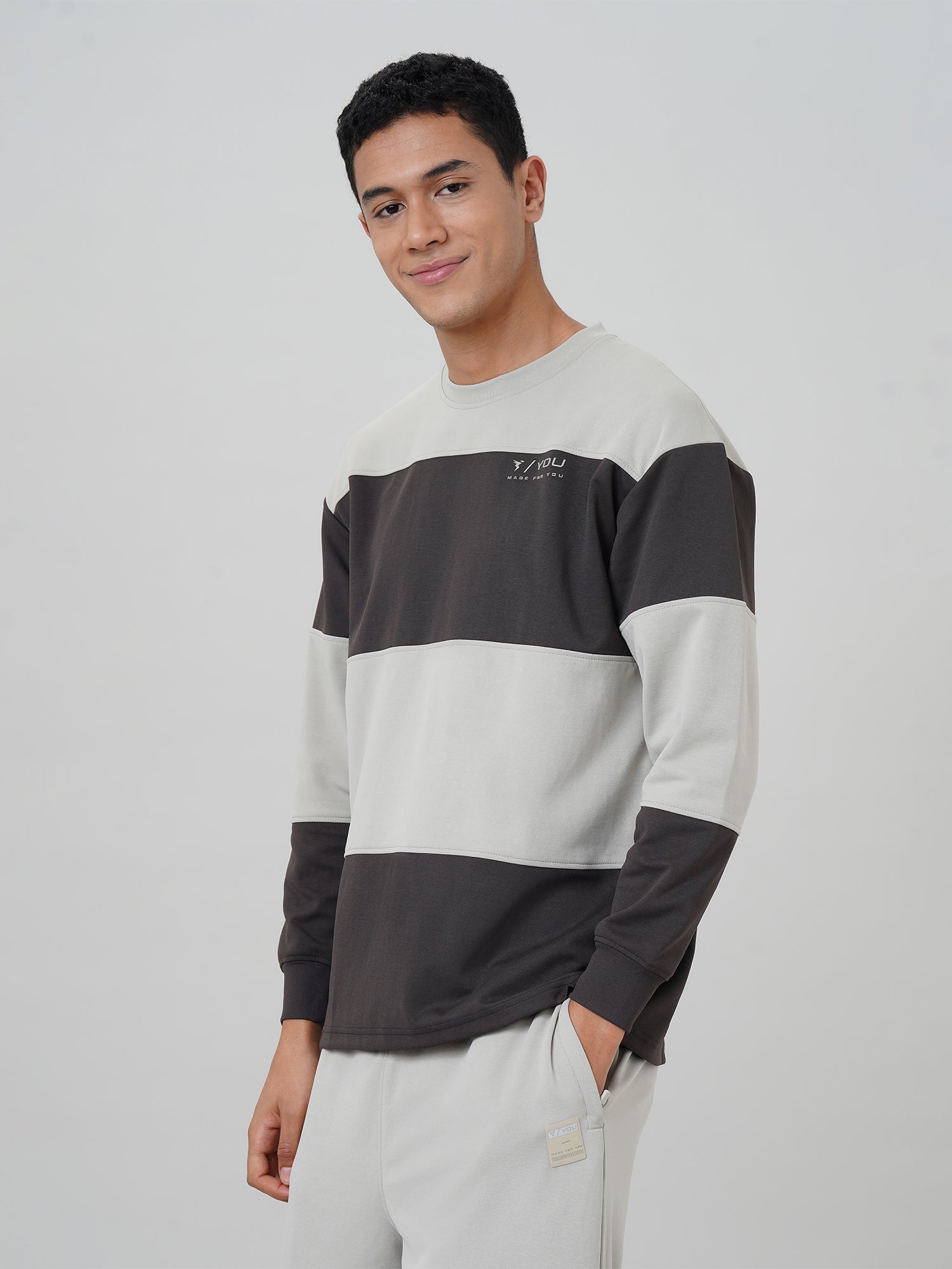 Men's Colorblock Crewneck Drop-Shoulder Sweatshirt with CLOUDFLEX