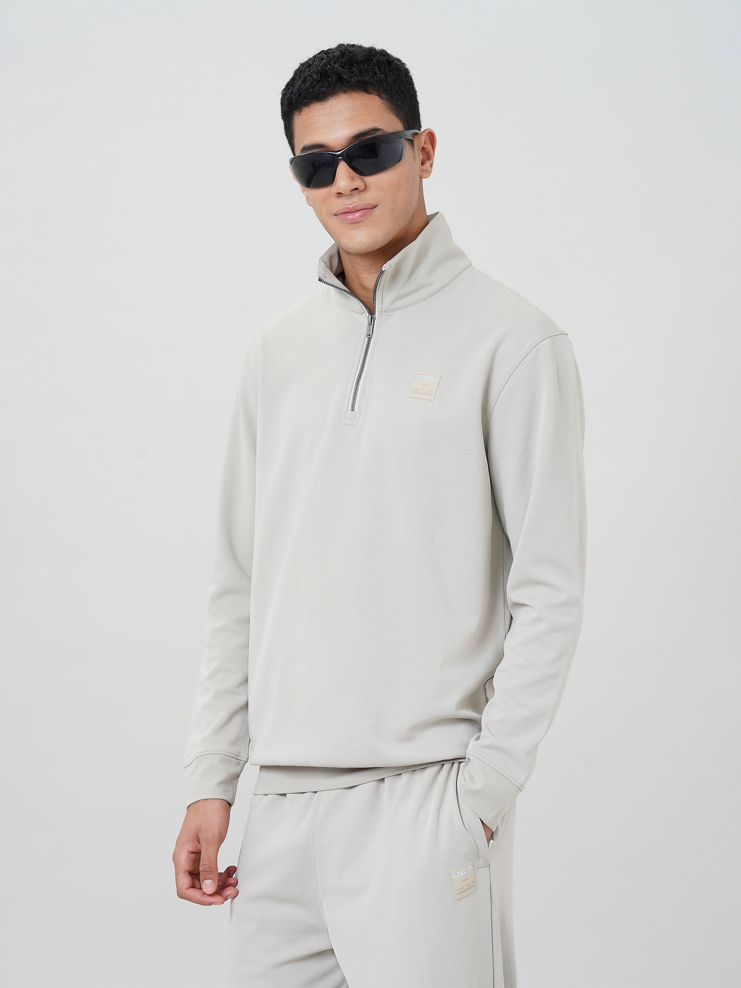 Men's Regular Fit Mock Neck Zip Sweatshirt with CLOUDFLEX