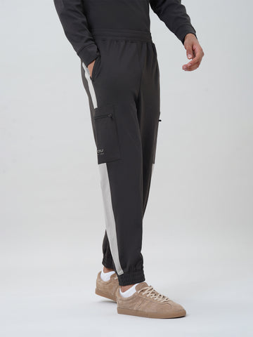 Men's Colorblock  Regular Fit Cargo Joggers with CLOUDFLEX