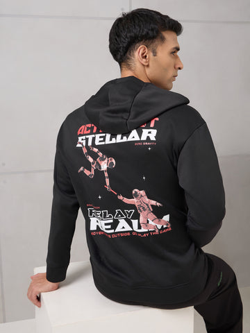 Men Hooded Slim Fit Printed Active Out Sweatshirt with TECHNOWARM+