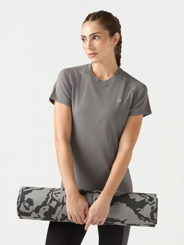 Women Solid Slim Fit Crew Neck T-shirt with TECHNO COOL