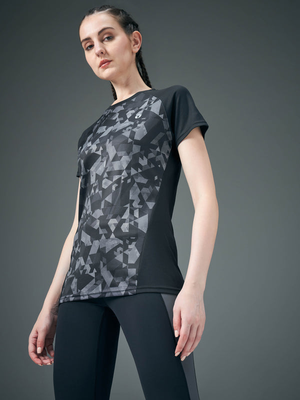 Women Abstract Print Slim Fit Crew Neck T-shirt with TECHNO COOL+