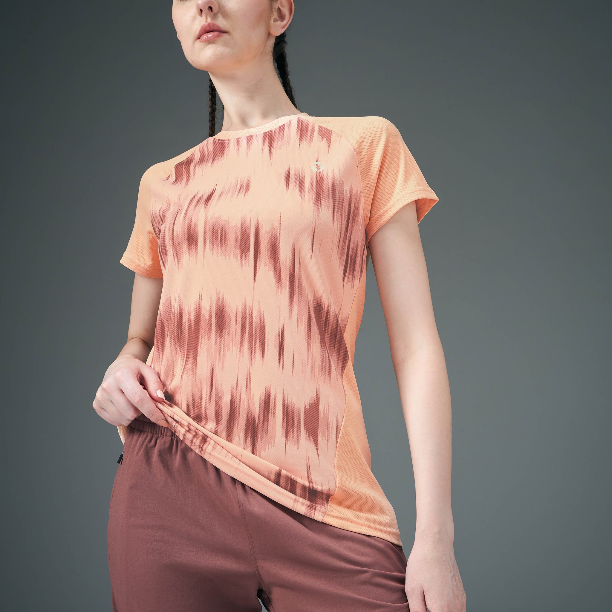 Women Abstract Print Slim Fit Crew Neck T-shirt with TECHNO COOL+