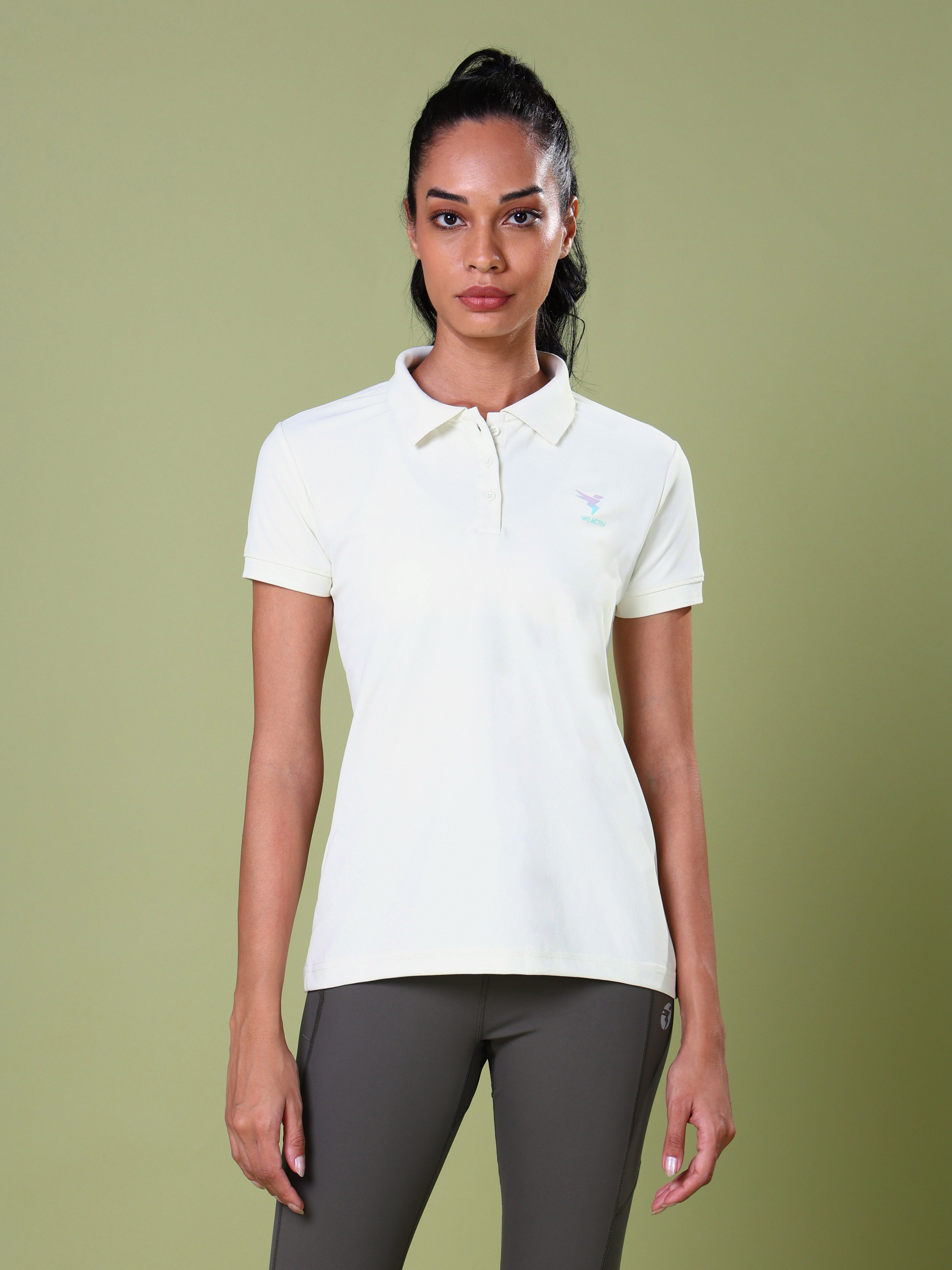 Women Solid Slim Fit Polo T-shirt with MATPIQ