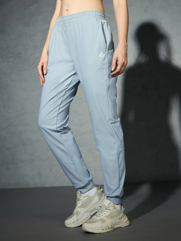 Women Solid Slim Fit Joggers with DURACOOL+