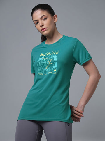 Women Printed Slim Fit Round Neck T-shirt with TECHNOCOOL+