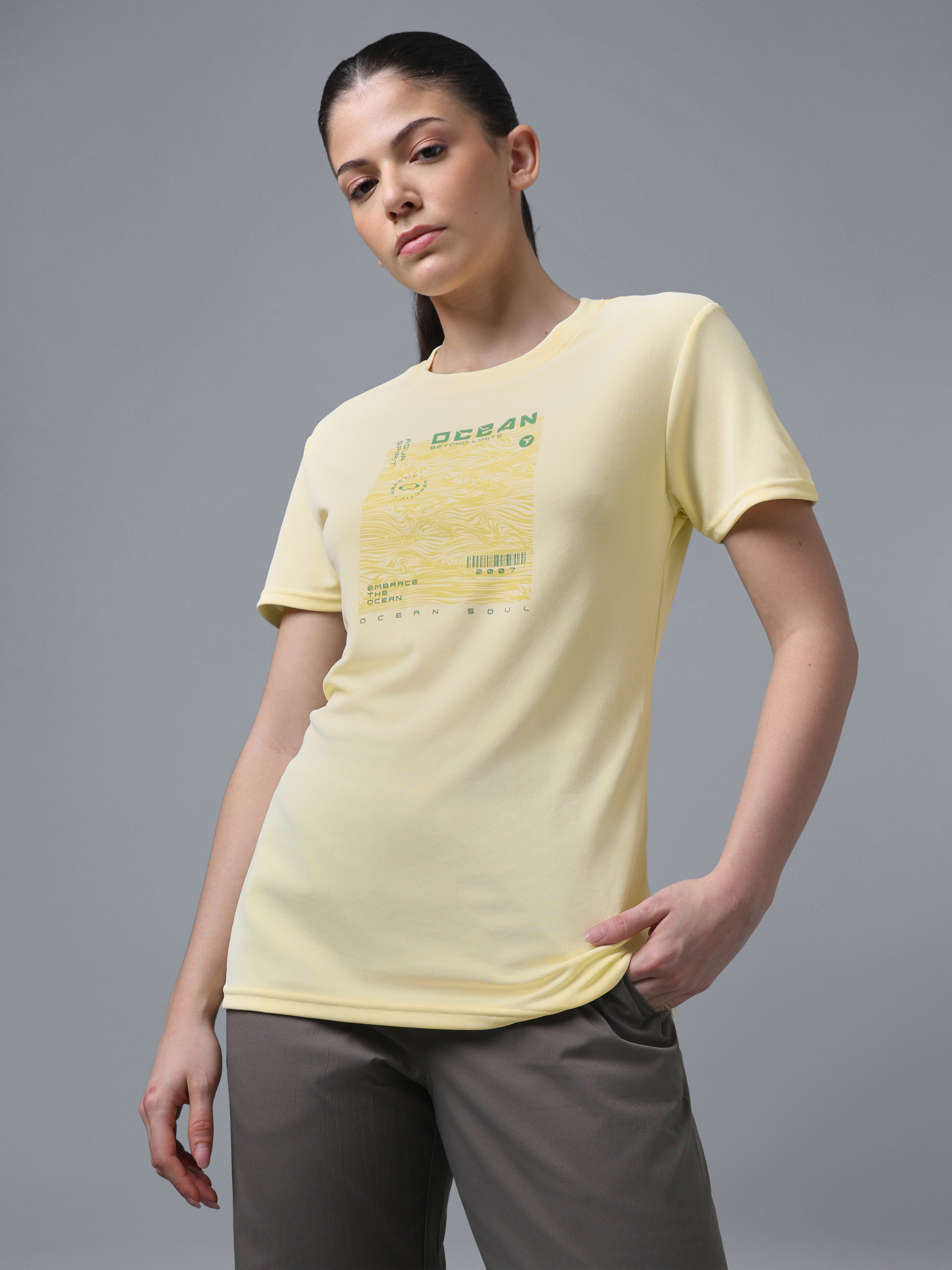 Women Printed Slim Fit Round Neck T-shirt with TECHNOCOOL+