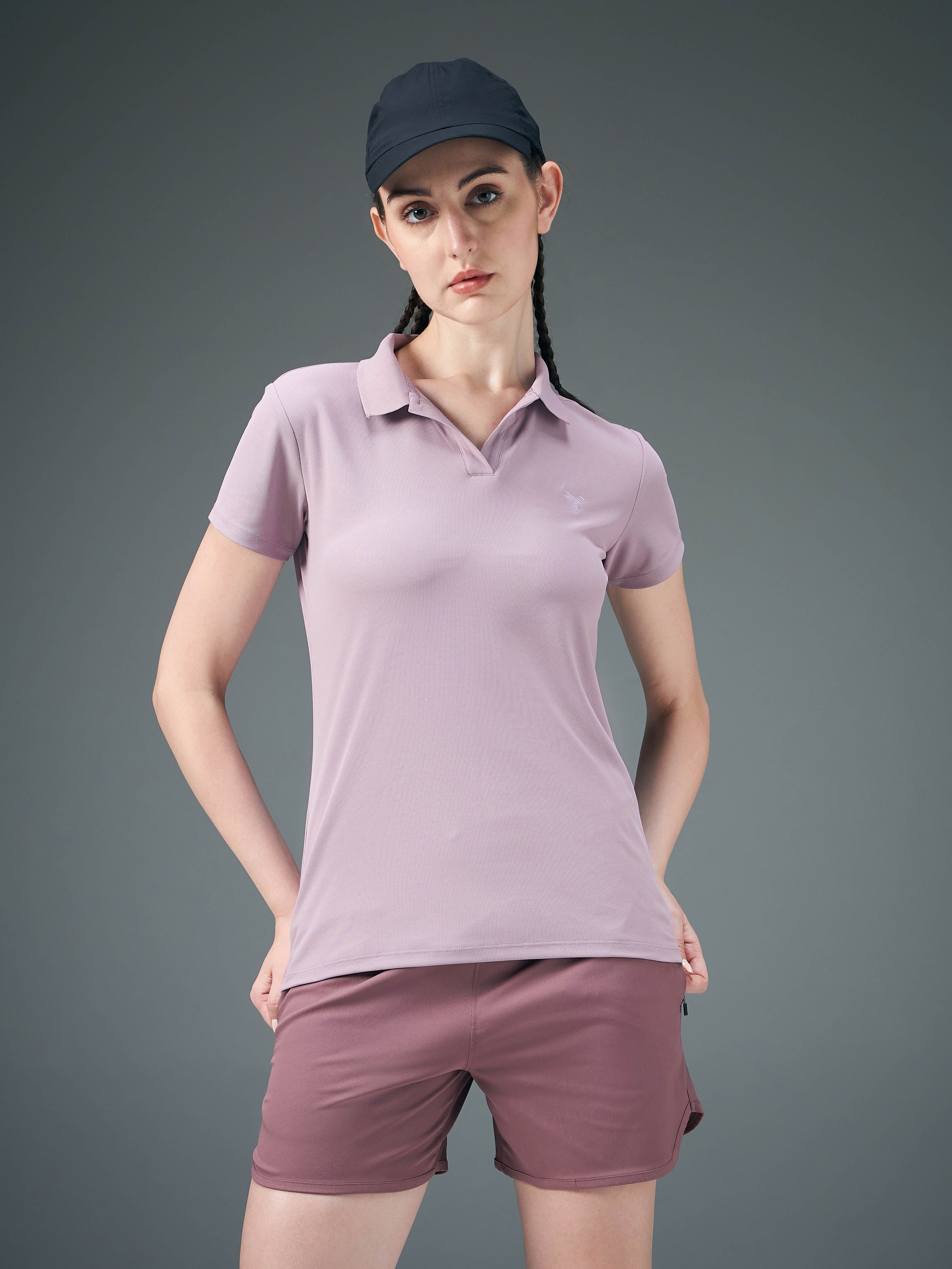 Women Solid Slim Fit Polo T-shirt with MATPIQ