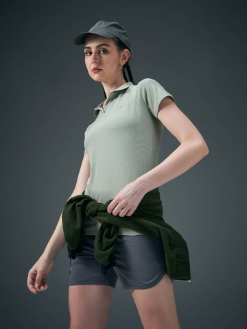 Women Solid Slim Fit Polo T-shirt with MATPIQ