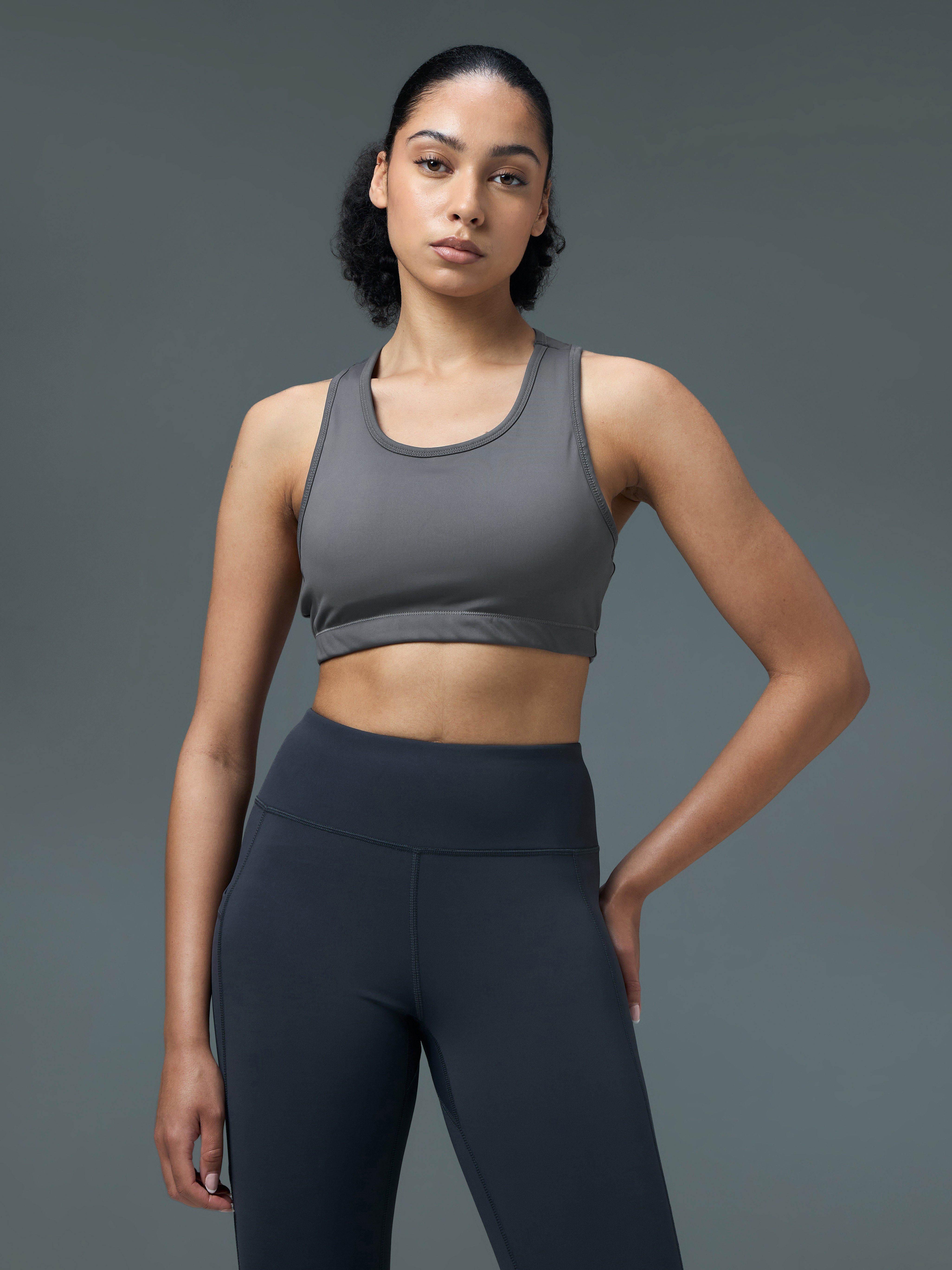 Women Slim Fit Scoop Neck Sports Bra with ELASTO PLUS for Training