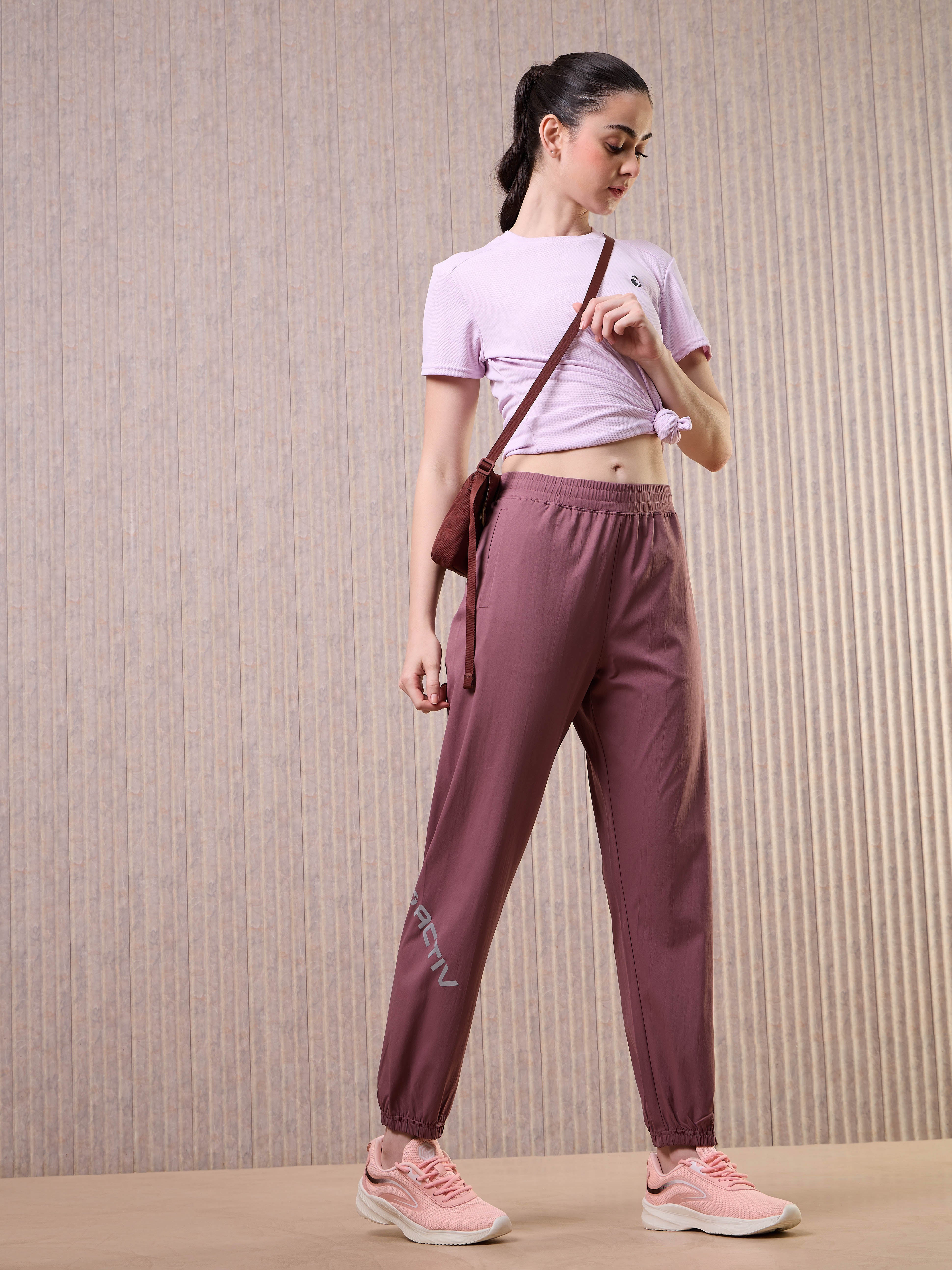 Women Printed Slim Fit Joggers with TS FLEXI
