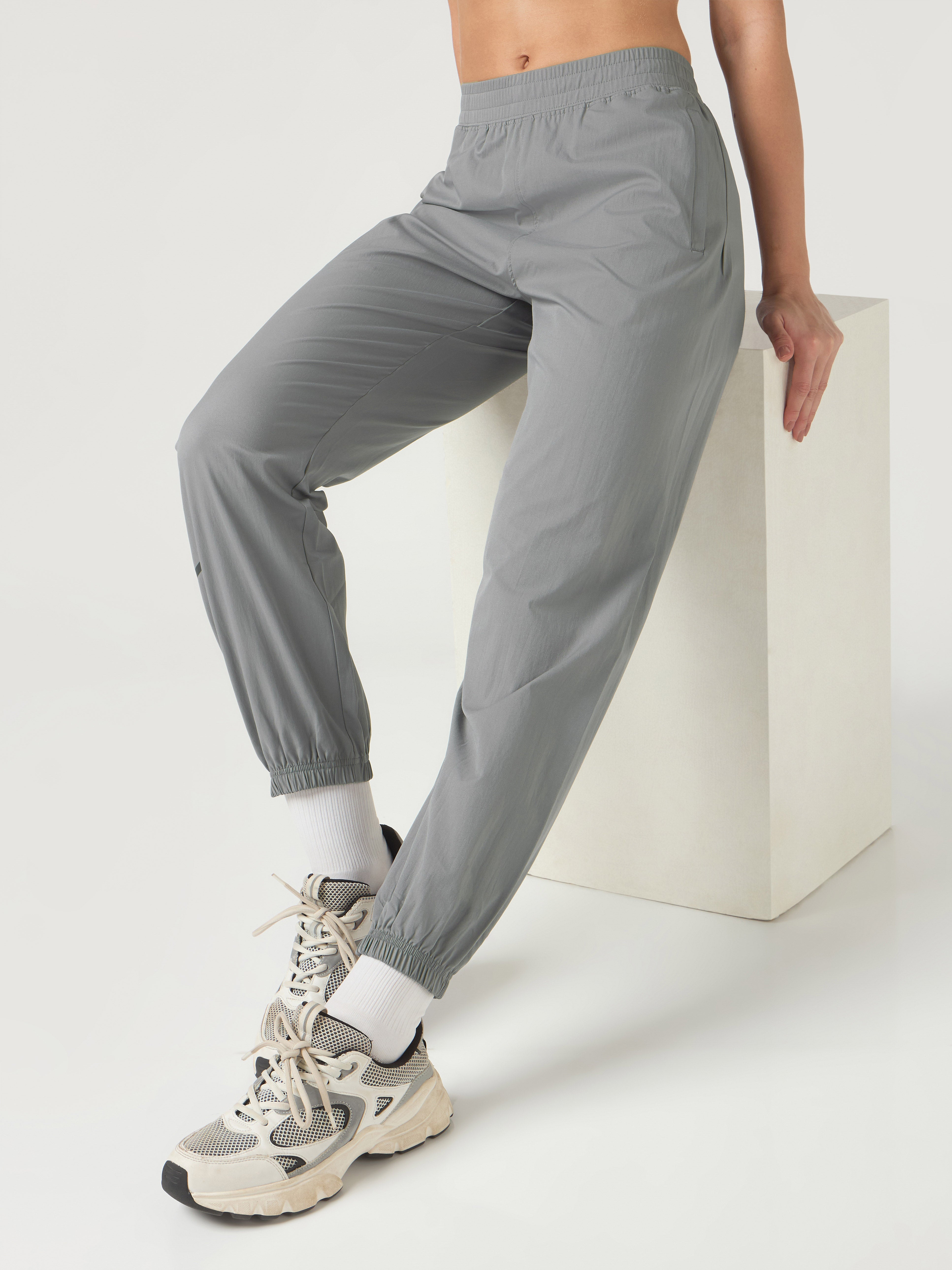 Women Printed Slim Fit Joggers with TS FLEXI