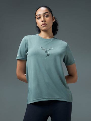 Women Printed Regular Fit Round Neck Sports Tee with TECHNOCOOL+