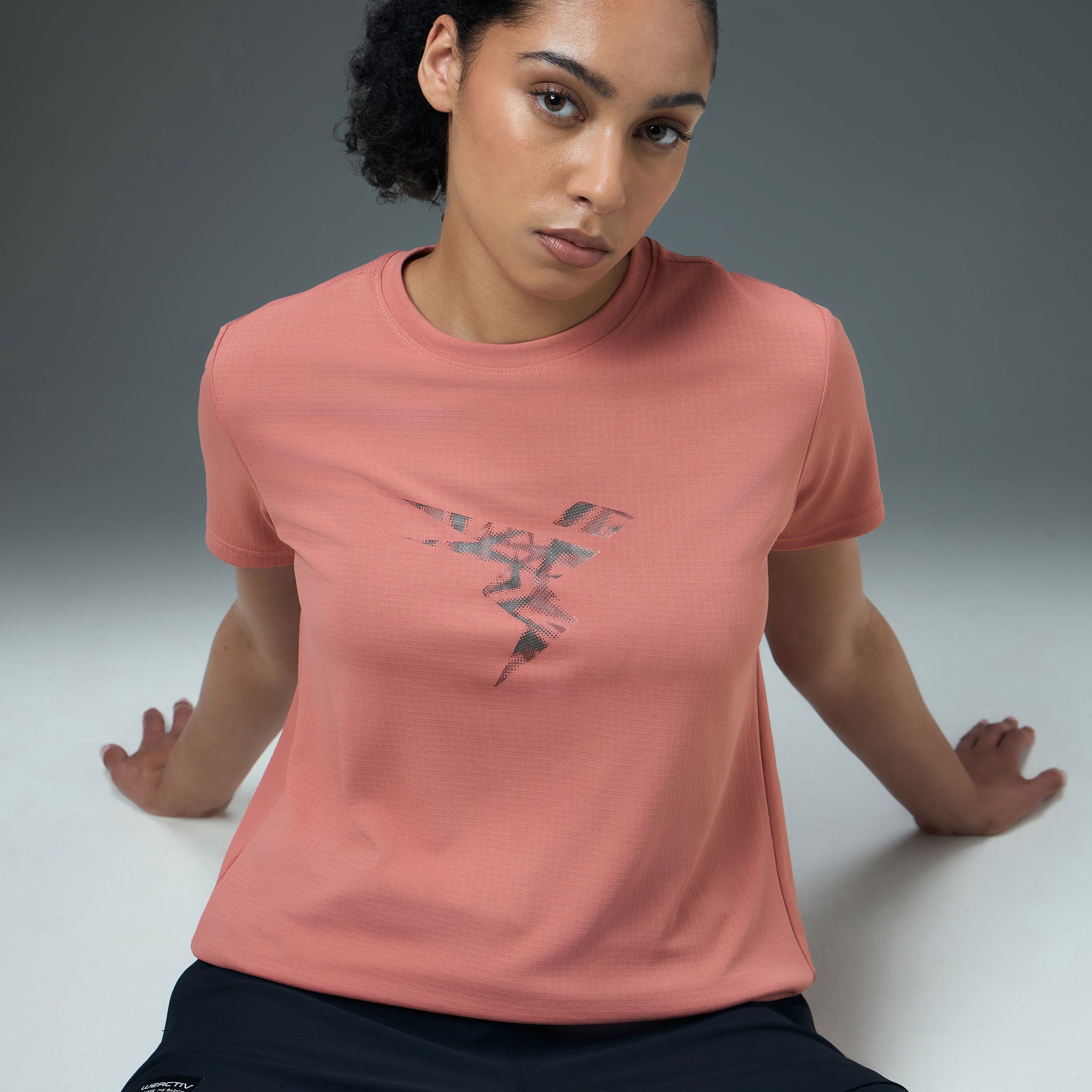 Women Printed Regular Fit Round Neck Sports Tee with TECHNOCOOL+