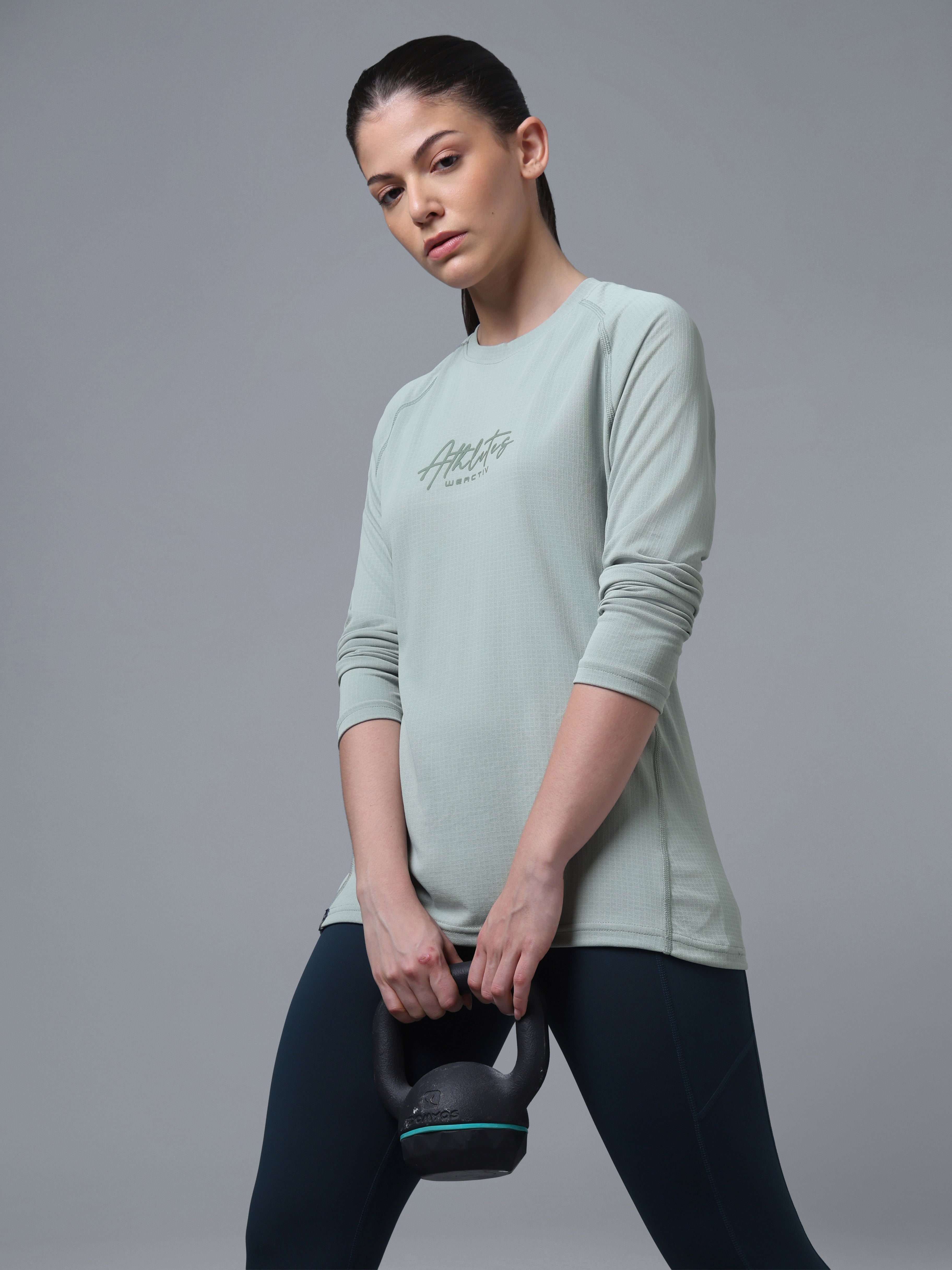 Women Printed Slim Fit Round Neck Sports Tee for Yoga & Fitness with TECHNOCOOL+