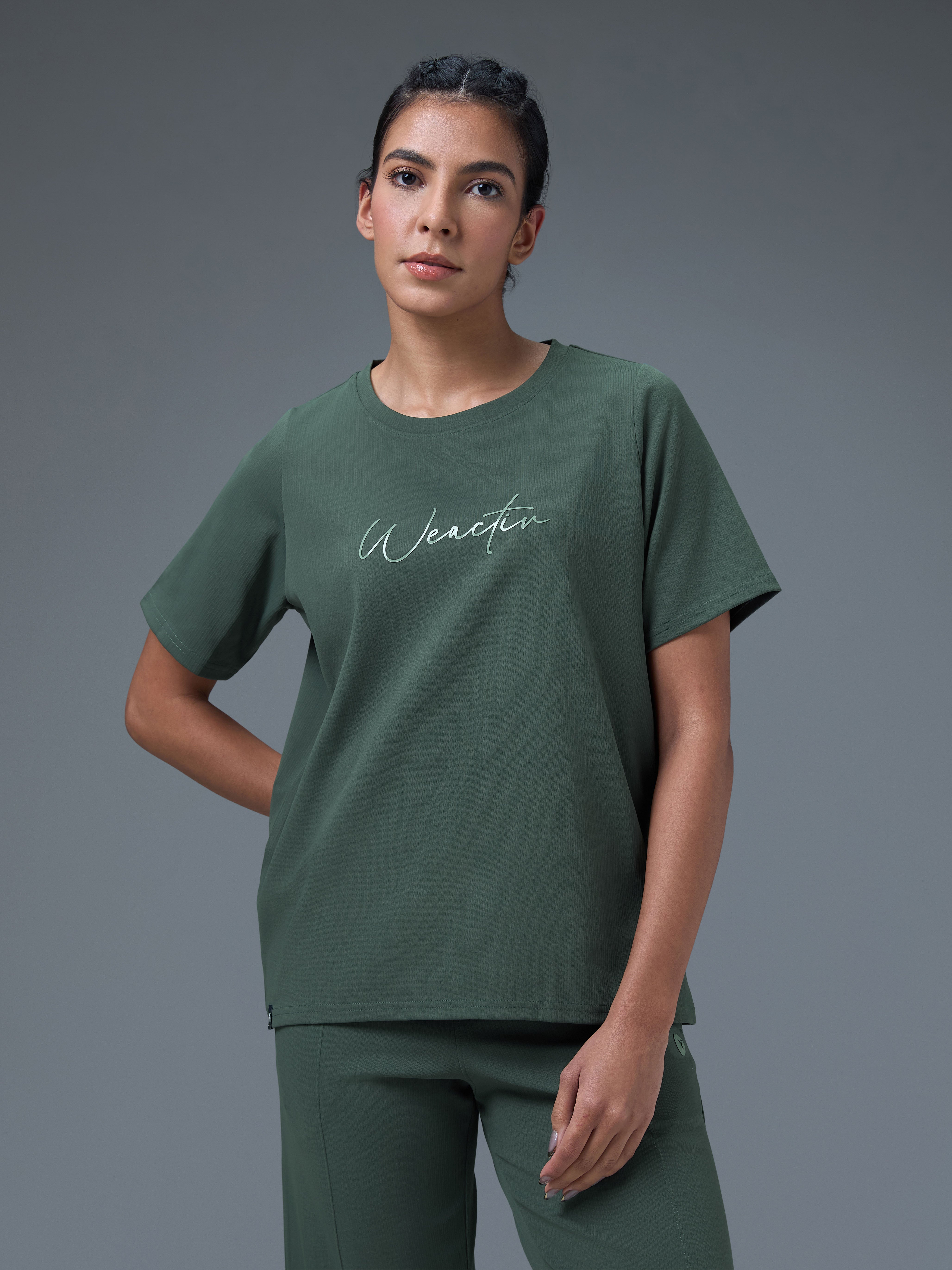 Women Printed Relaxed Fit Round Neck Sports Tee with ELASTO PLUS