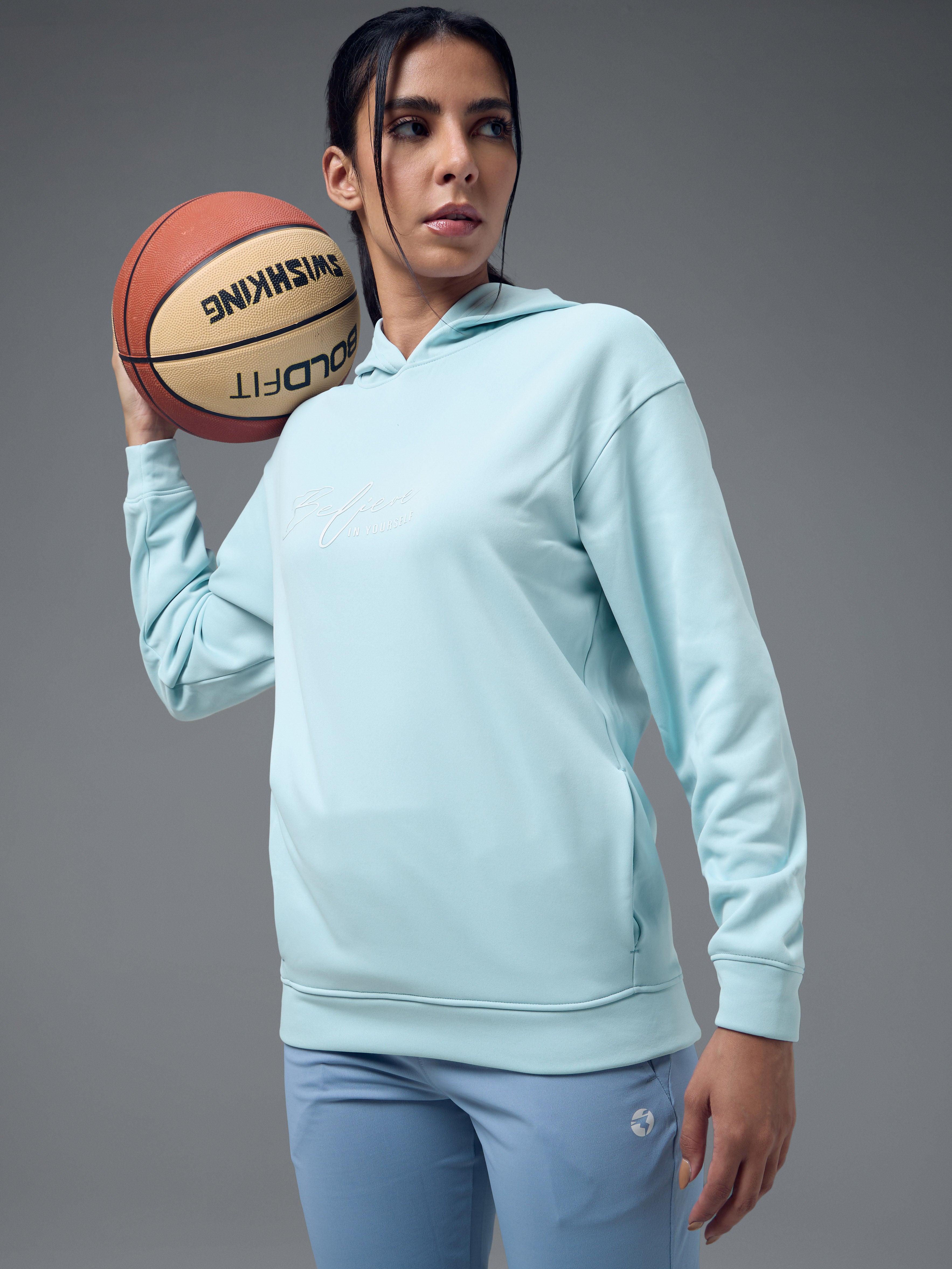 Women Slim Fit Hooded Sports Sweatshirt with TECHNOWARM+