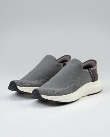 Men Zero-Hands Performance Shoes with NITROLITE