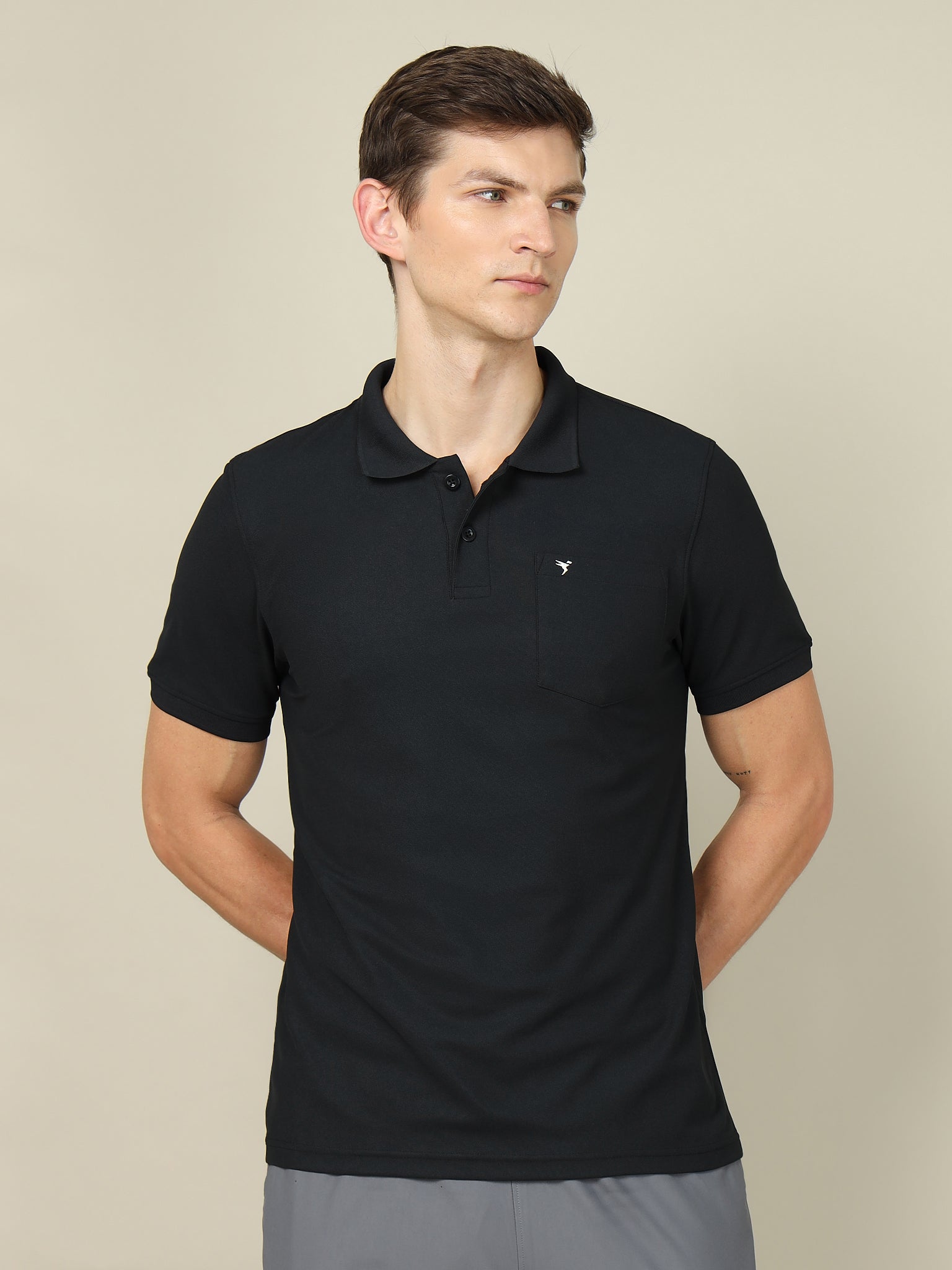 Men Solid Slim Fit Polo T-shirt with MATPIQ