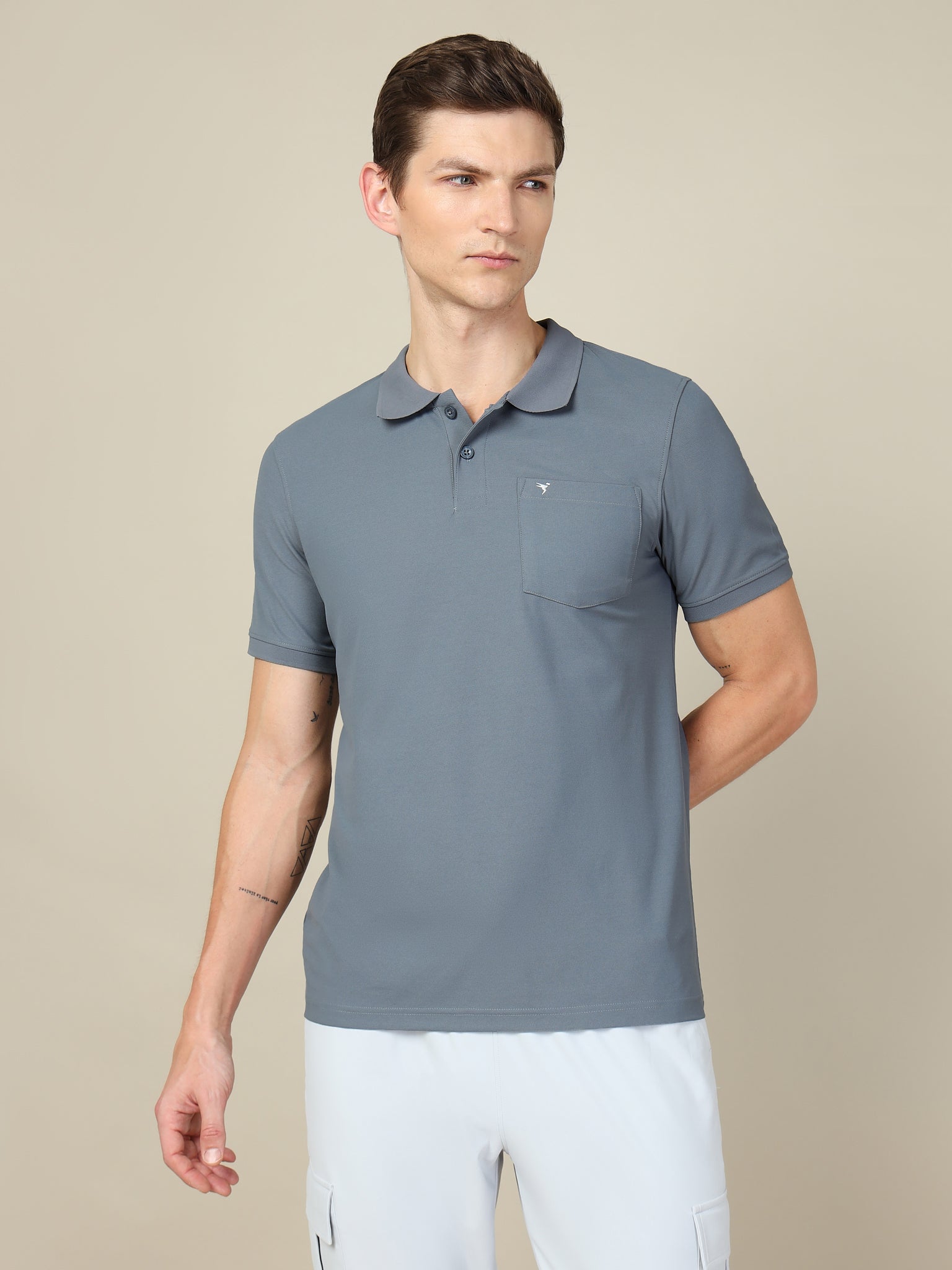 Men Solid Slim Fit Polo T-shirt with MATPIQ