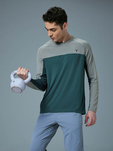 Men Colorblock Slim Fit Crew Neck T-shirt with TECHNO COOL+