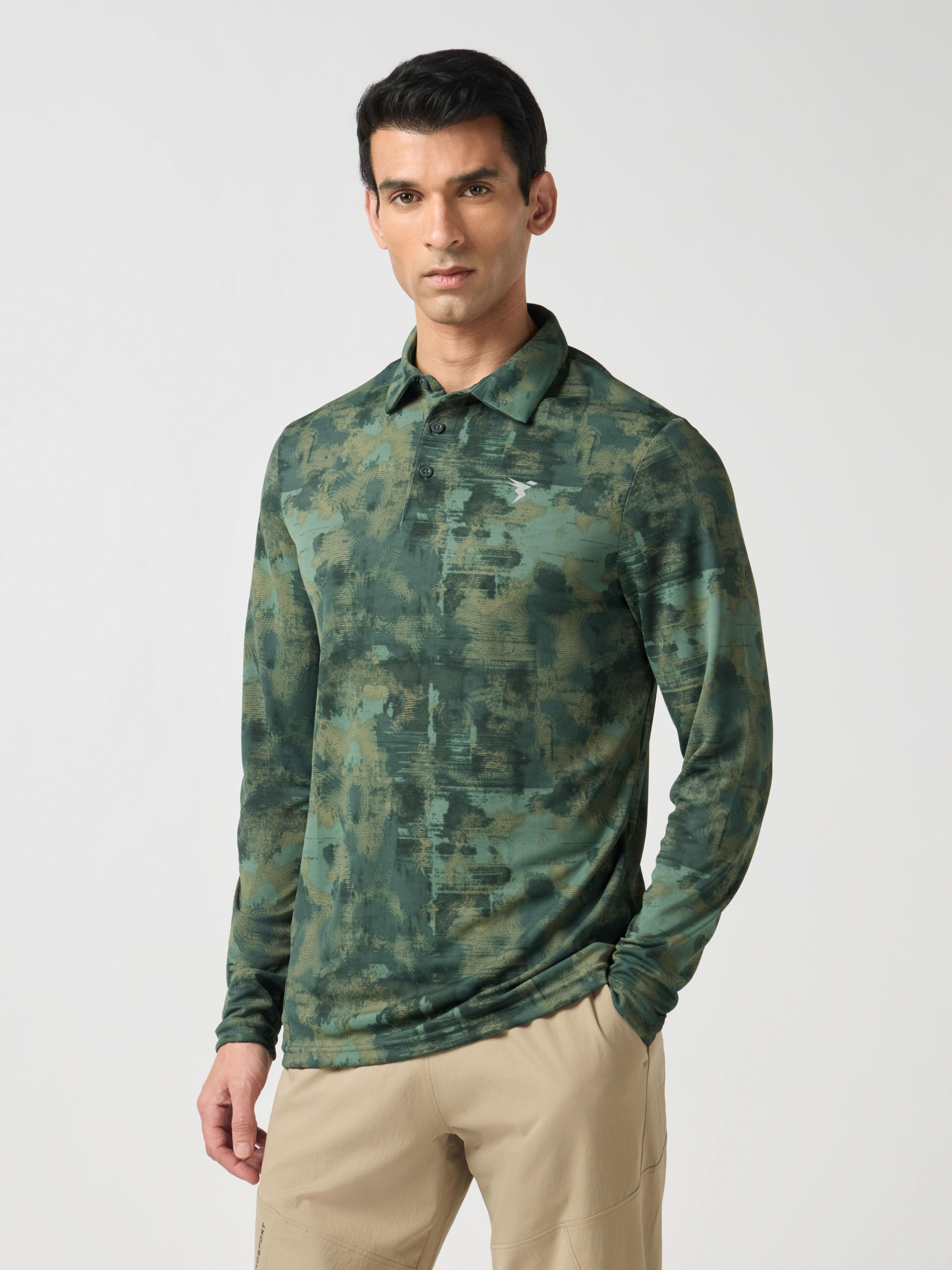 Men Abstract Printed Slim Fit Henley Neck Sports T-Shirt with TECHNOCOOL+