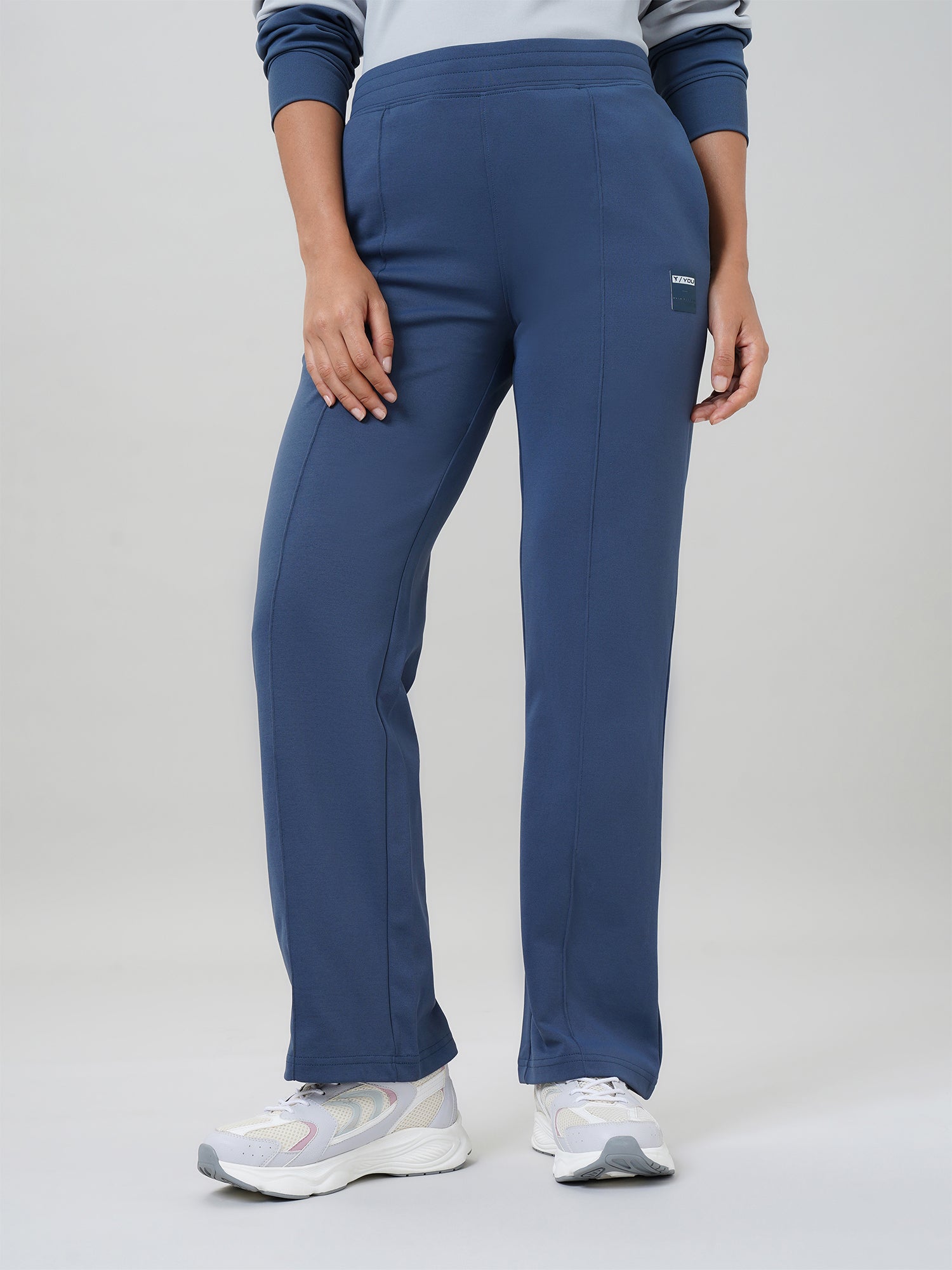 Women's Straight Fit solid Trackpant with CLOUDFLEX