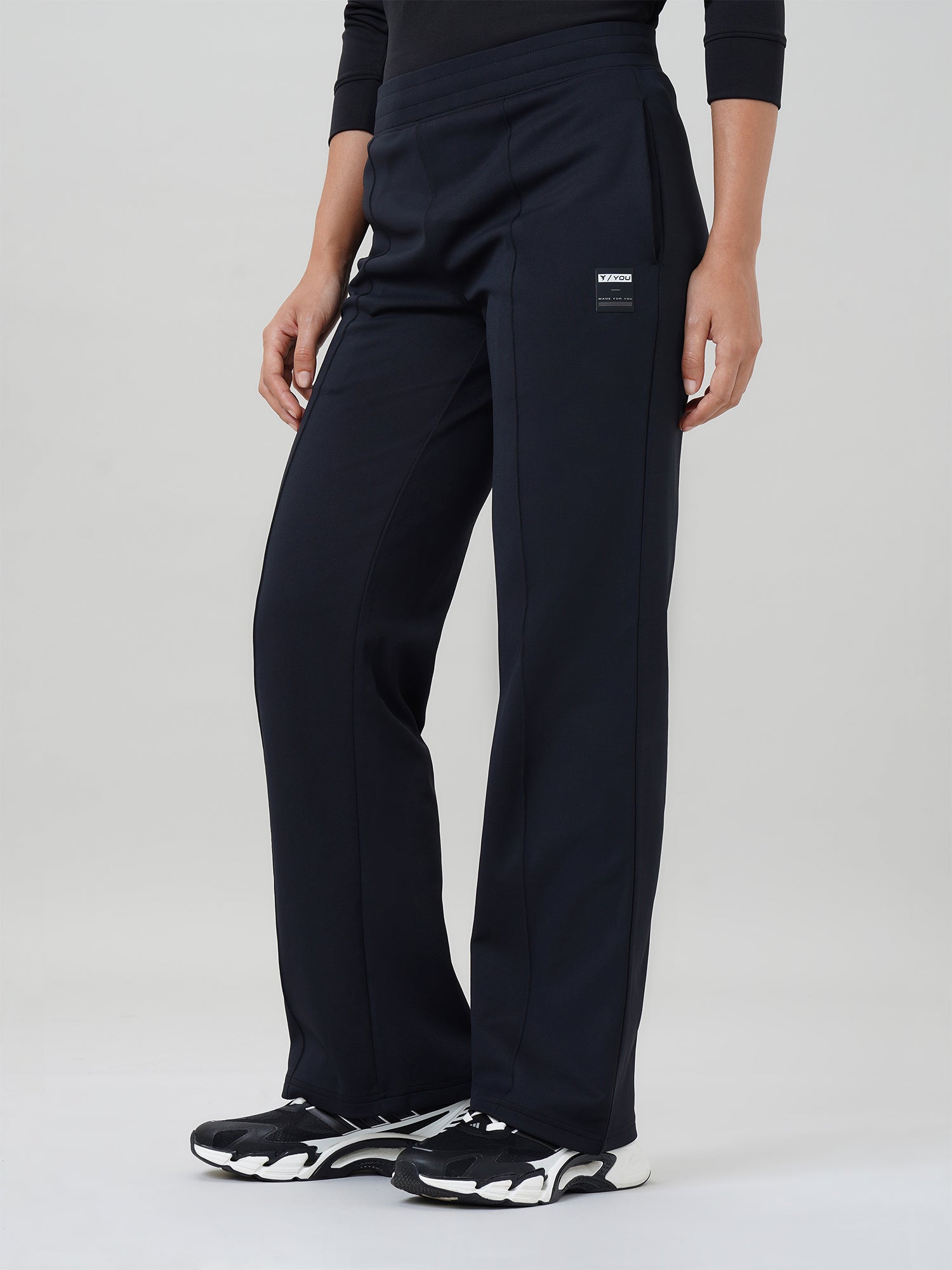 Women's Straight Fit solid Trackpant with CLOUDFLEX