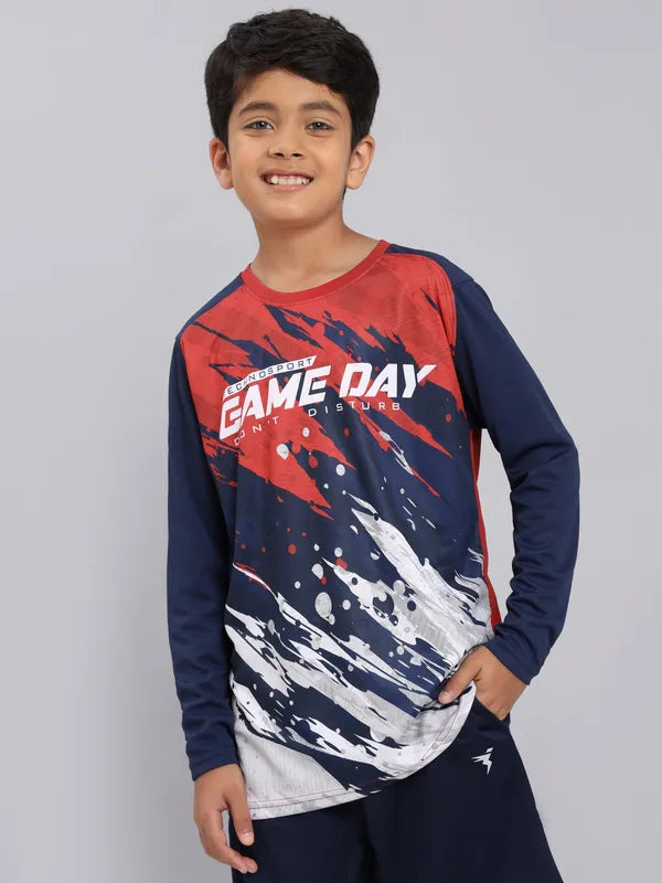 Boys Printed Slim Fit Crew Neck T-shirt with TECHNO COOL+