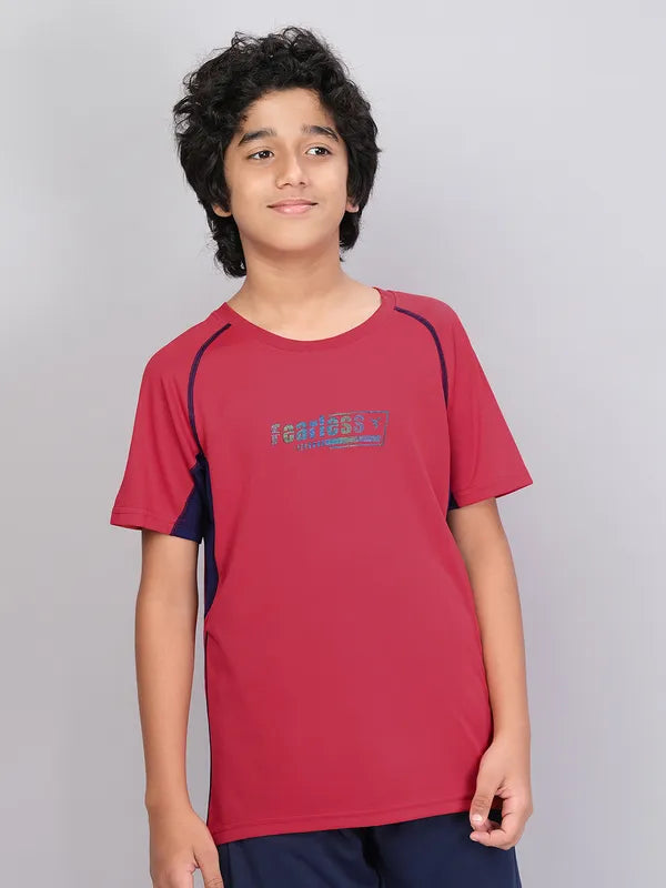 Boys Printed Slim Fit Crew Neck T-shirt with TECHNO COOL+