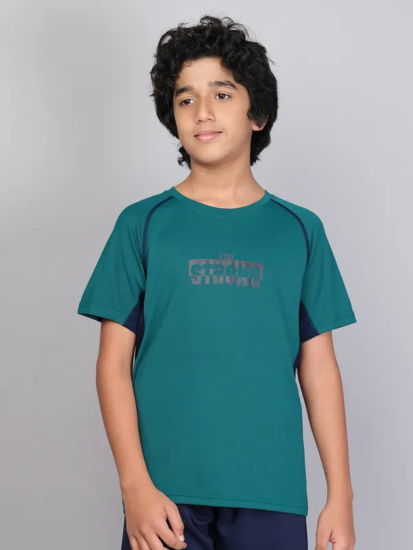 Boys Printed Slim Fit Crew Neck T-shirt with TECHNO COOL+