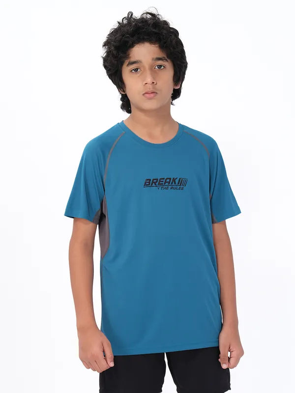 Boys Printed Slim Fit Crew Neck T-shirt with TECHNO COOL+