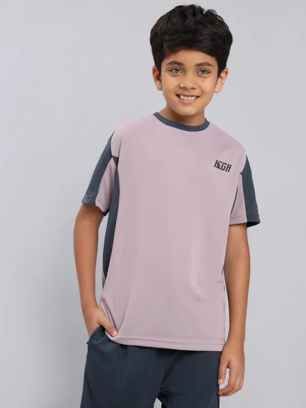Boys Colorblock Slim Fit Crew Neck T-shirt with TECHNO COOL+
