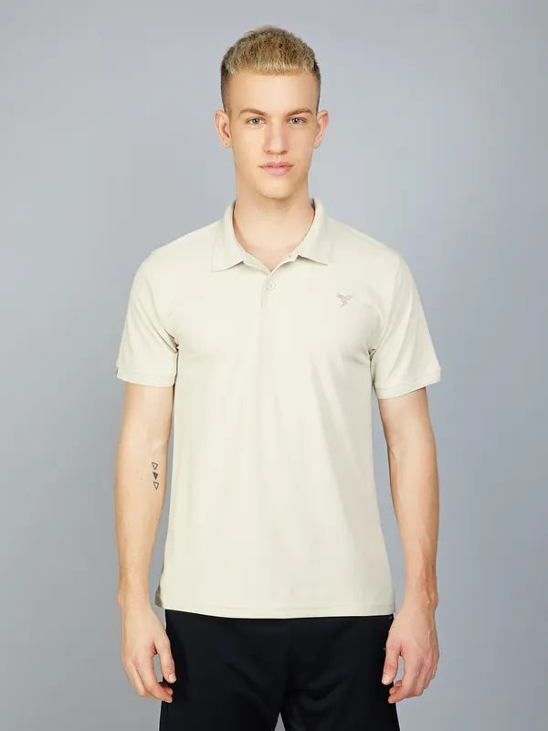Men Solid Slim Fit Polo T-shirt with MATPIQ