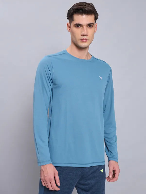 Men Solid Slim Fit Crew Neck T-shirt with TECHNO COOL+