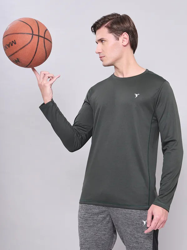 Men Solid Slim Fit Crew Neck T-shirt with TECHNO COOL+