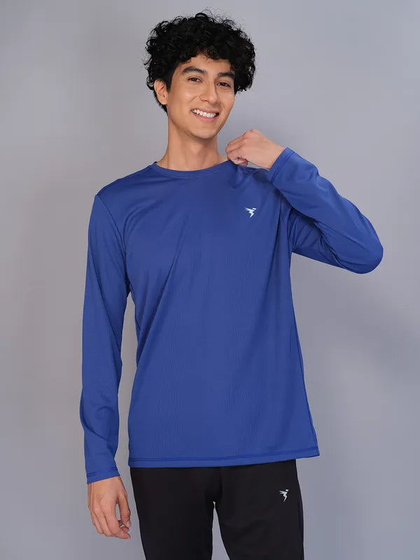 Men Solid Slim Fit Crew Neck T-shirt with TECHNO COOL+