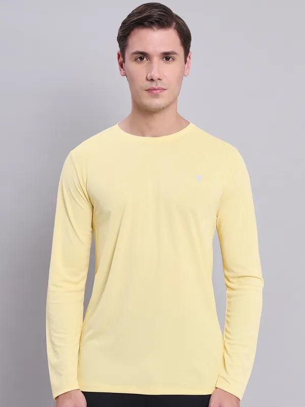 Men Solid Slim Fit Crew Neck T-shirt with TECHNO COOL+