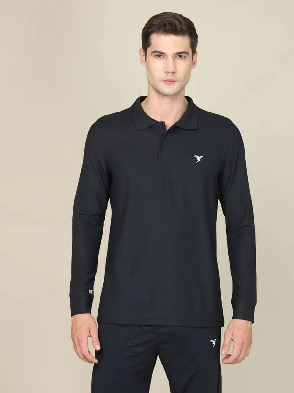Men Solid Slim Fit Polo T-shirt with MATPIQ