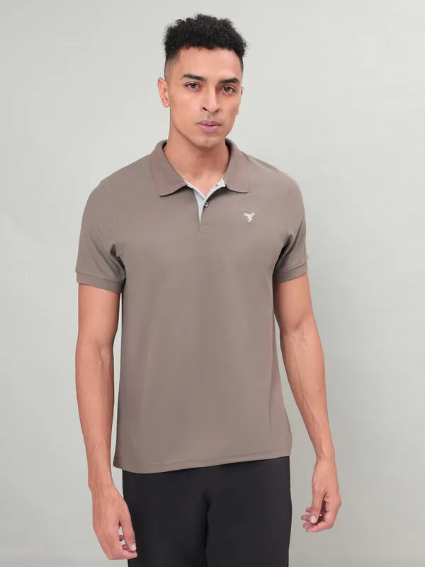 Men Solid Slim Fit Polo T-shirt with MATPIQ