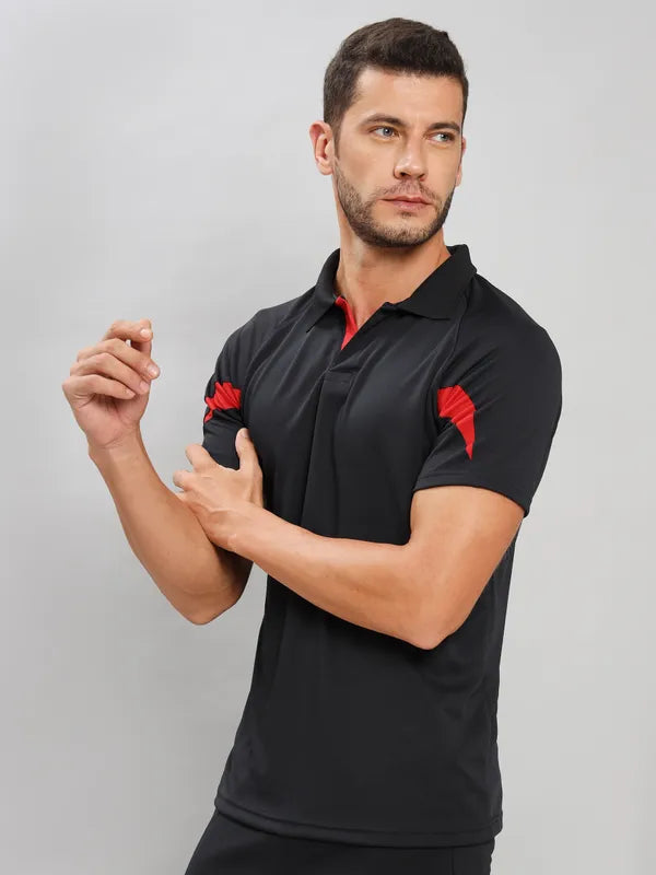 Men Colorblock Slim Fit Polo T-shirt with TECHNO COOL+