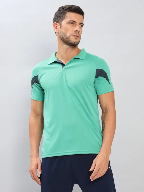Men Colorblock Slim Fit Polo T-shirt with TECHNO COOL+