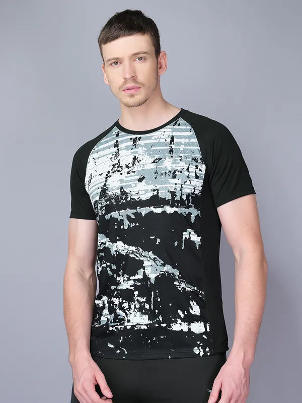 Men Stripe Slim Fit Crew Neck T-shirt with TECHNO COOL