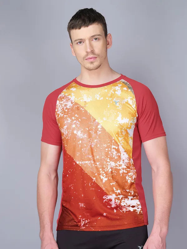 Men Stripe Slim Fit Crew Neck T-shirt with TECHNO COOL