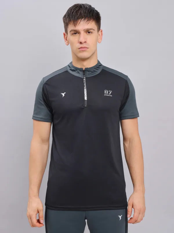 Men Colorblock Slim Fit Mock Neck T-shirt with TECHNO COOL+