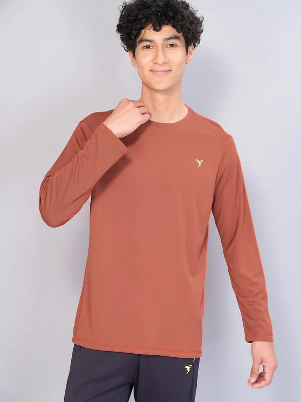 Men Solid Slim Fit Crew Neck T-shirt with TECHNO COOL