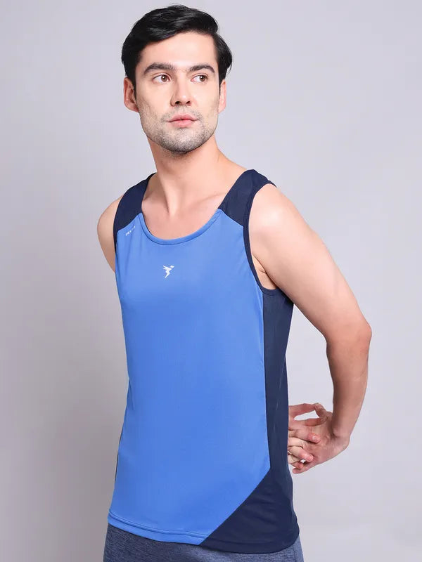 Men Colorblock Slim Fit Scoop Neck Innerwear Vest with TECHNO COOL+