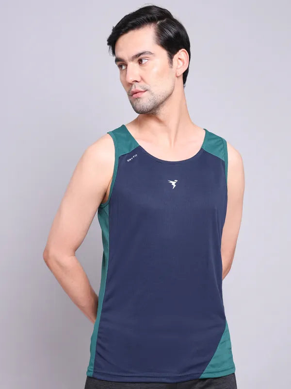 Men Colorblock Slim Fit Scoop Neck Innerwear Vest with TECHNO COOL+