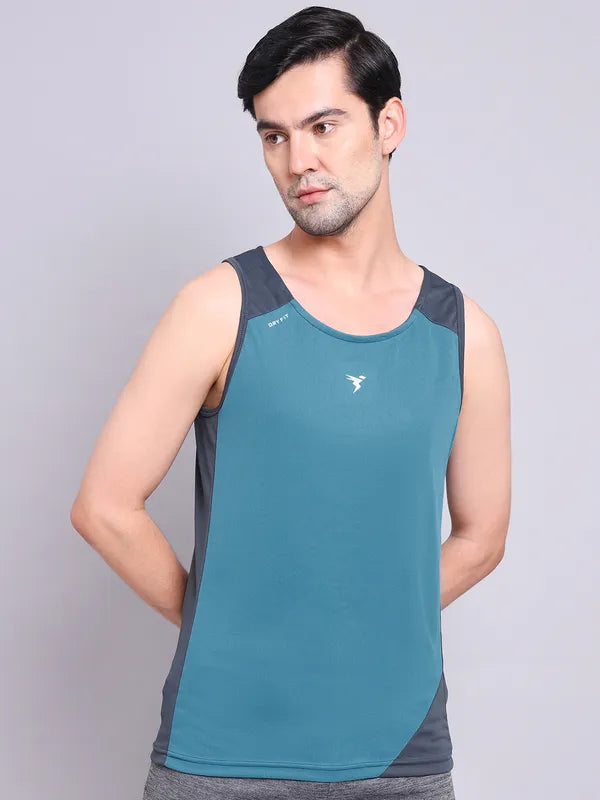 Men Colorblock Slim Fit Scoop Neck Innerwear Vest with TECHNO COOL+
